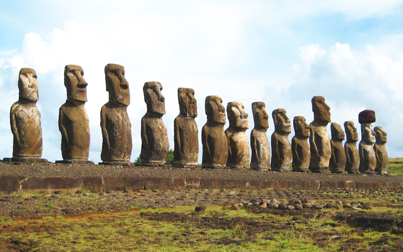 Puzzle Isla de Pascua Moais