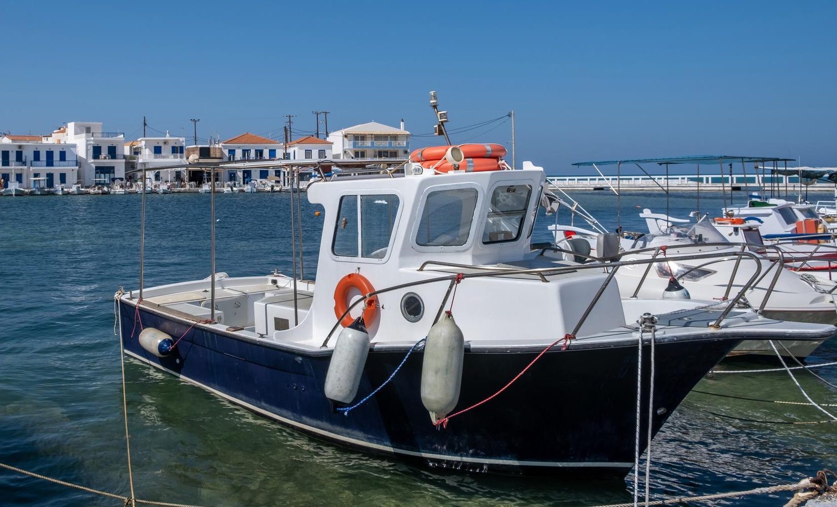 Puzzle Barco tradicional de pesca en Grecia