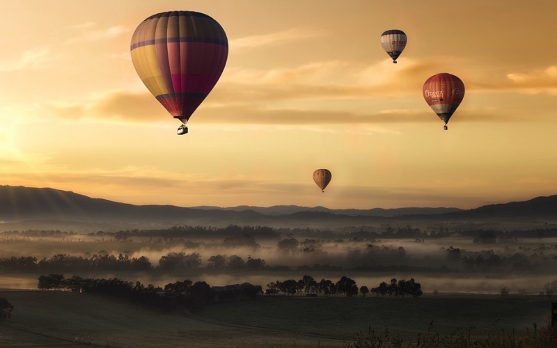 Puzzle Globos cielo amarillo